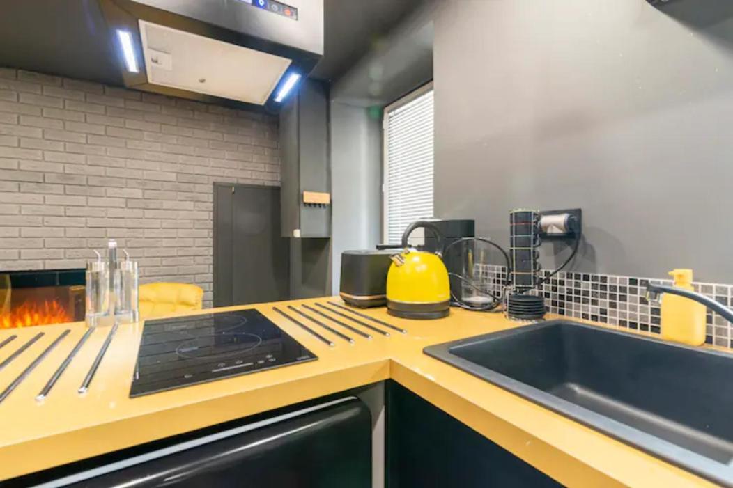 Black&y'hello T2 : WIFI/PARKING/ 5' centre-ville Angoulême Esterno foto
