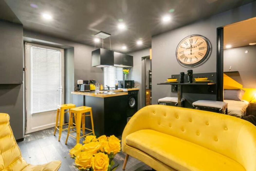 Black&y'hello T2 : WIFI/PARKING/ 5' centre-ville Angoulême Esterno foto